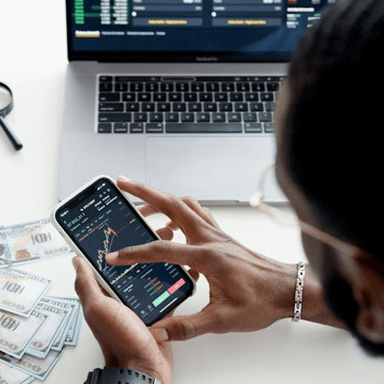 NarodowyZysk AI - Zespół ekspertów ds. kryptowalut